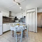Le Lagon Bleu-6 By Interhome