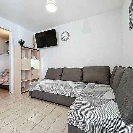 Le Lagon Bleu-6 By Interhome Apartmán *