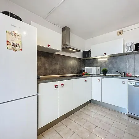 Le Lagon Bleu-6 By Interhome Apartament