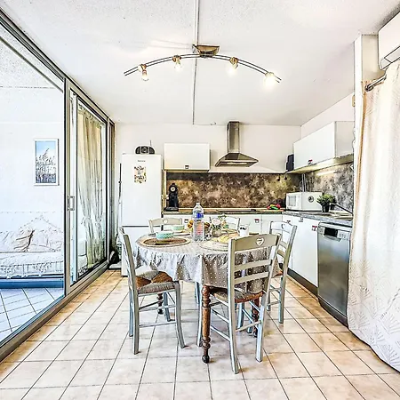 Le Lagon Bleu-6 By Interhome Le Grau-du-Roi