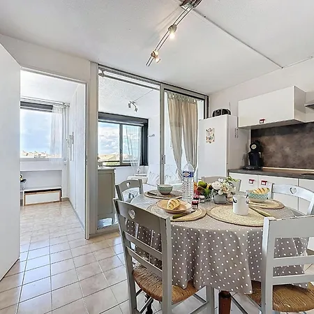 Le Lagon Bleu-6 By Interhome