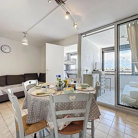 Le Lagon Bleu-6 By Interhome Appartement