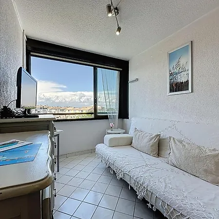 Le Lagon Bleu-6 By Interhome *